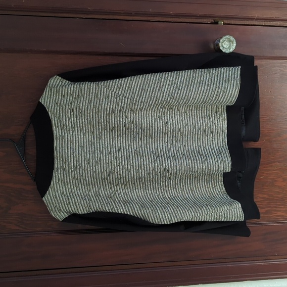 CJ Banks Black & Shimmery Gold Open Front Blazer Size 1X - Picture 4 of 6